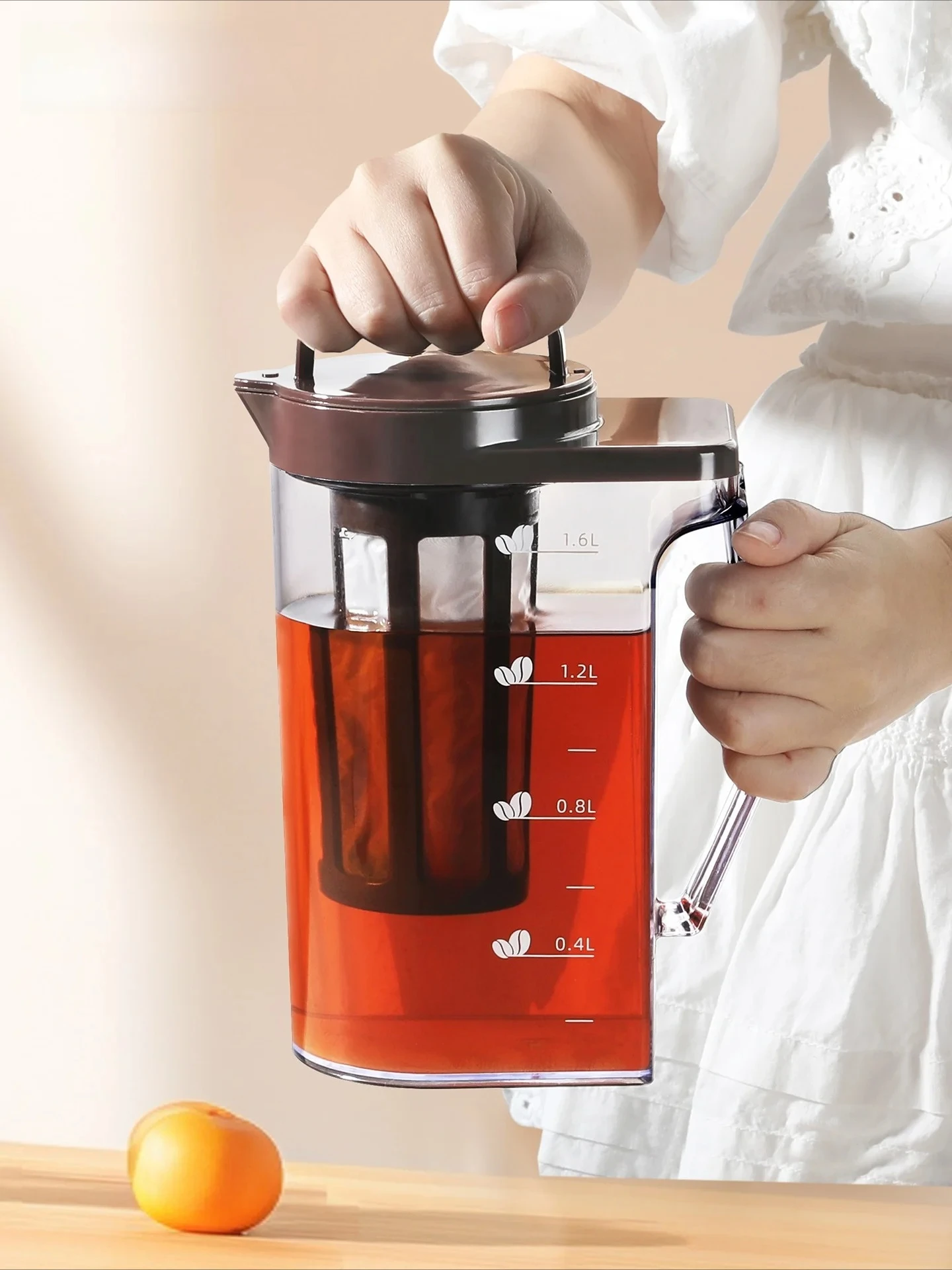 Grote plastic koude-brew koffi - Coffee Equipment recensie en prijs