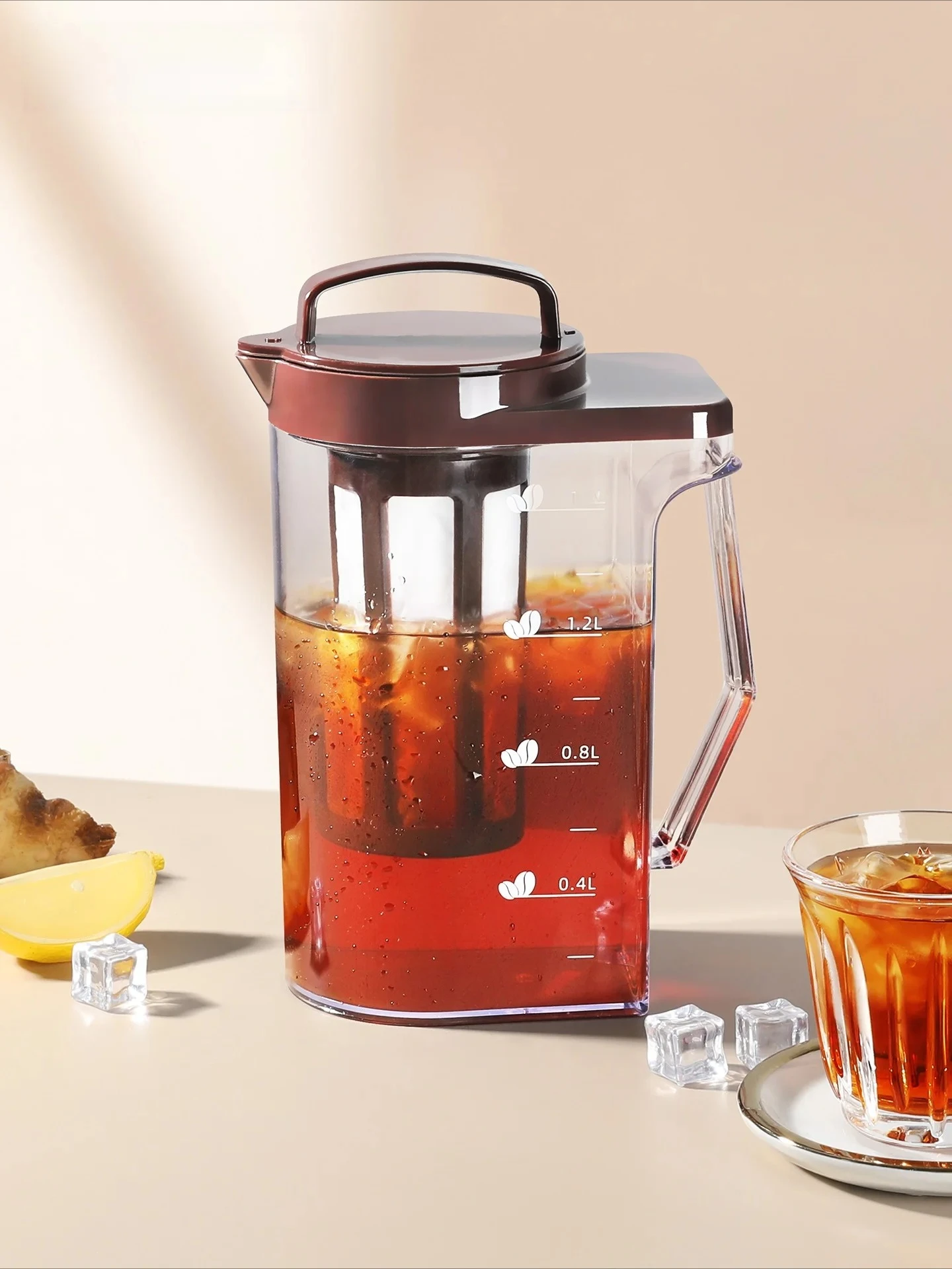 Grote plastic koude-brew koffi - Coffee Equipment recensie en prijs